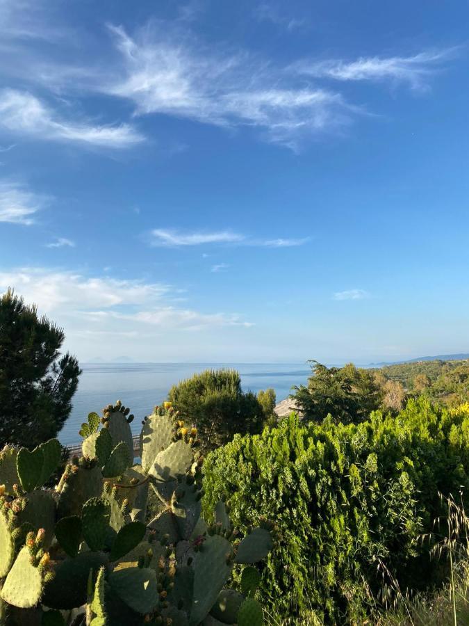 Villetta Sul Mare แอคเควโดลชิ ภายนอก รูปภาพ
