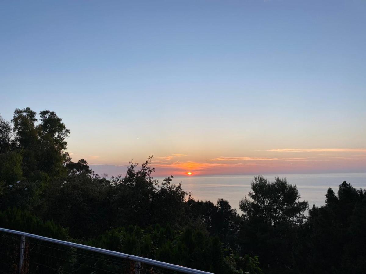 Villetta Sul Mare แอคเควโดลชิ ภายนอก รูปภาพ