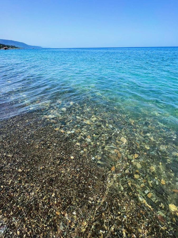 Villetta Sul Mare แอคเควโดลชิ ภายนอก รูปภาพ