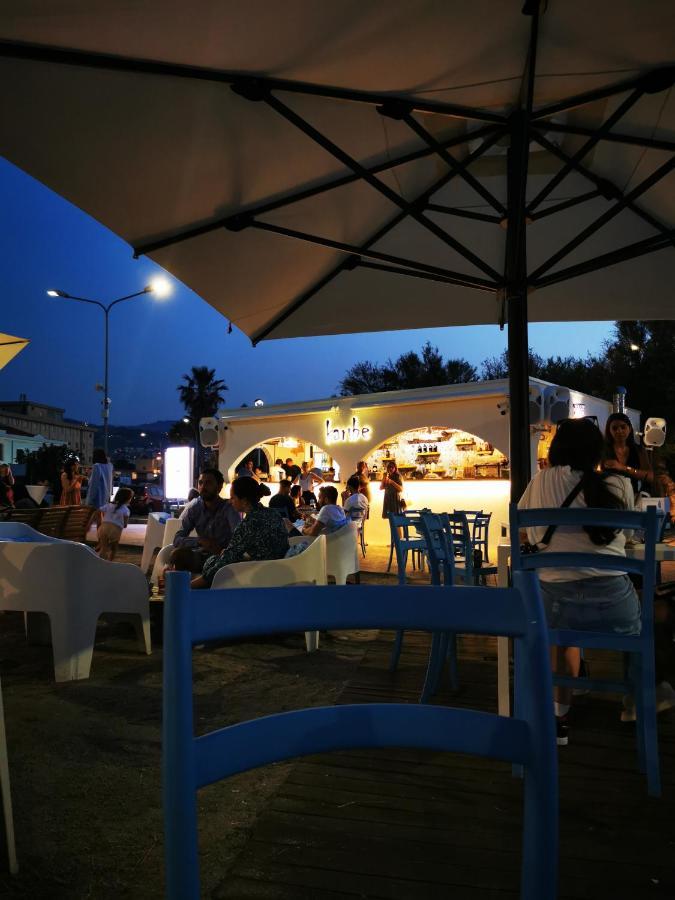 Villetta Sul Mare แอคเควโดลชิ ภายนอก รูปภาพ