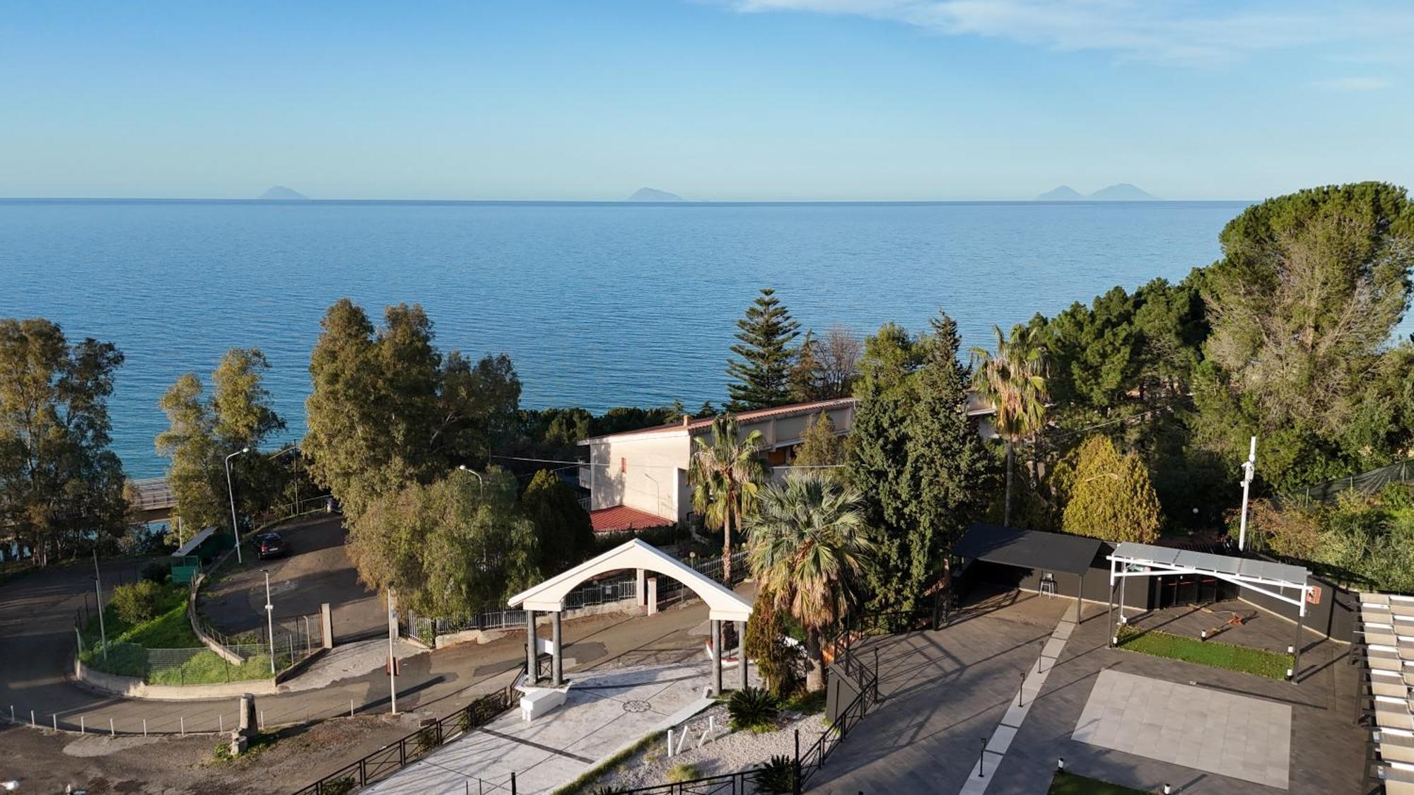 Villetta Sul Mare แอคเควโดลชิ ภายนอก รูปภาพ