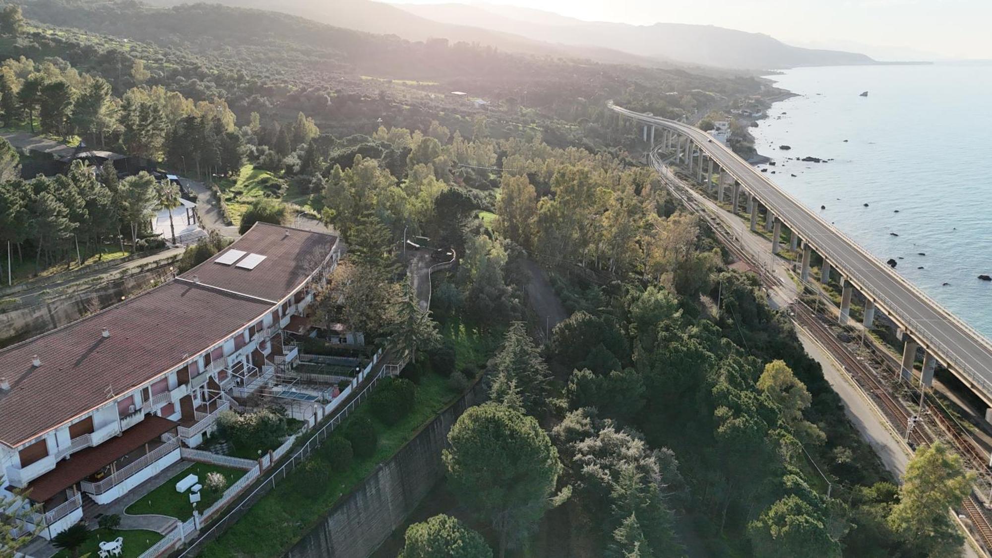 Villetta Sul Mare แอคเควโดลชิ ภายนอก รูปภาพ
