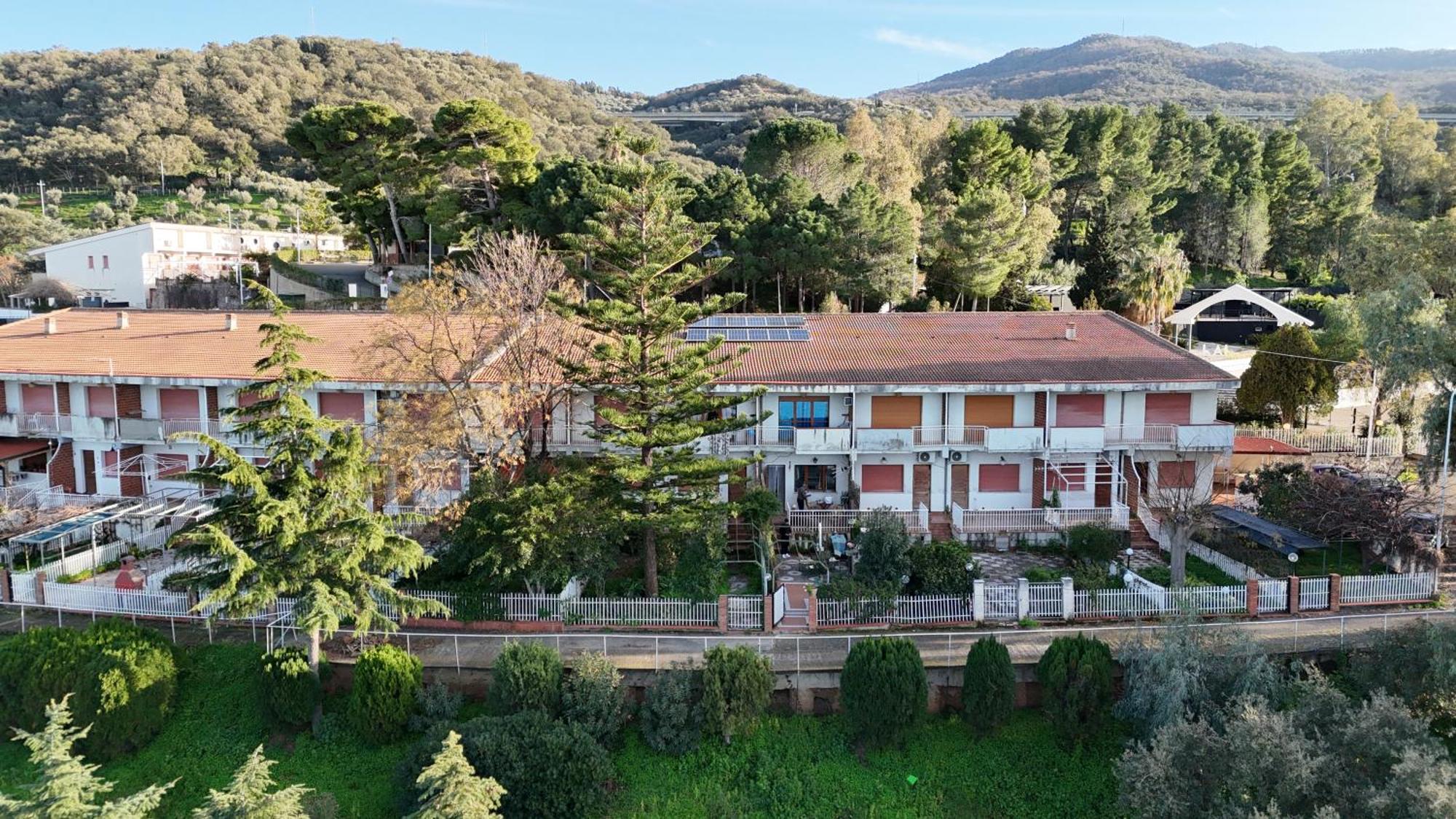 Villetta Sul Mare แอคเควโดลชิ ภายนอก รูปภาพ